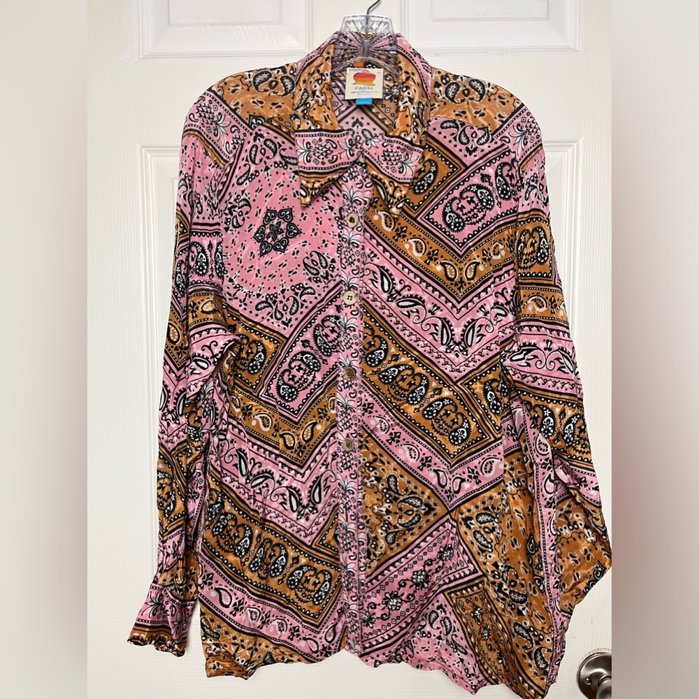 FARM Rio Pink and Gold Paisley Button-Down Shirt